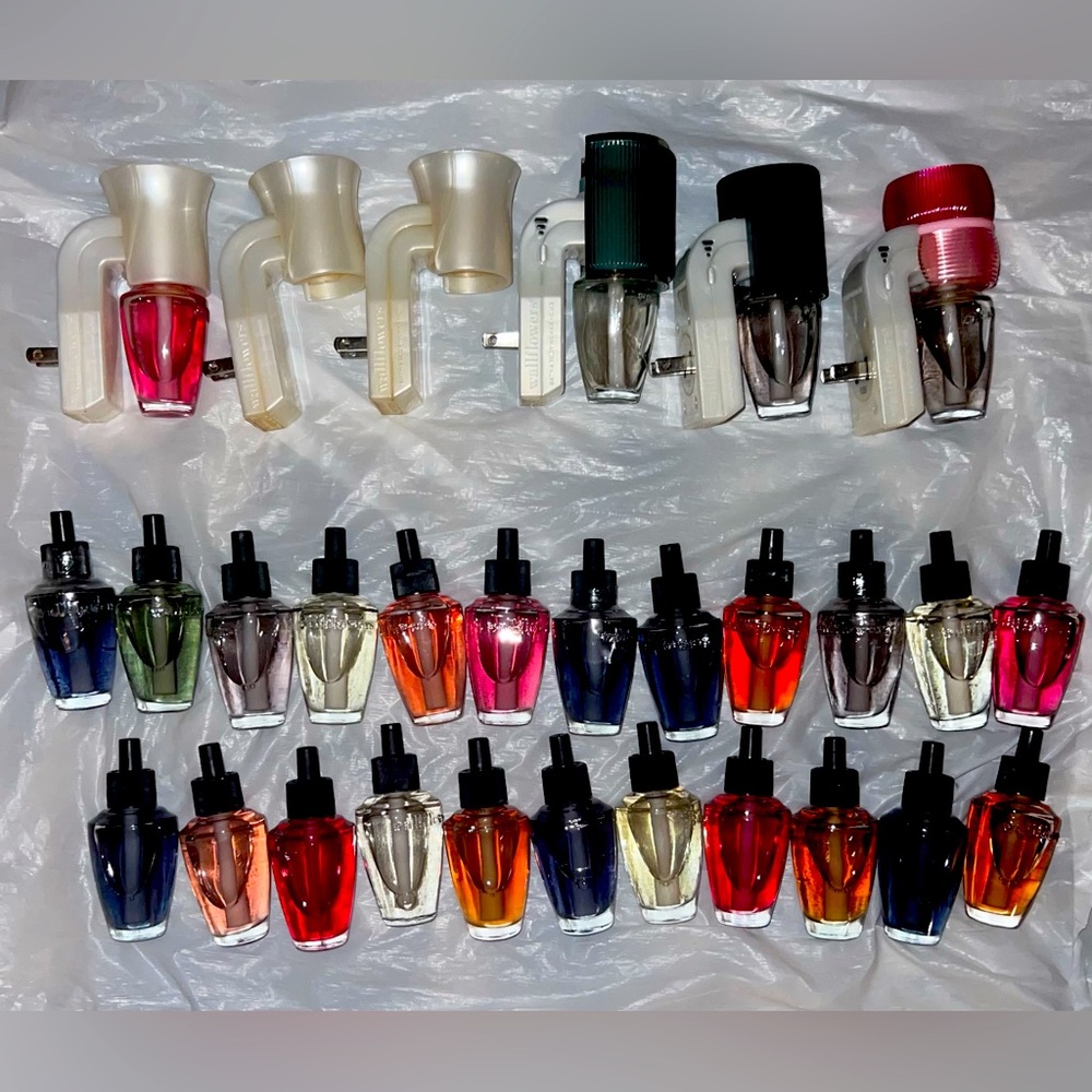 Set of Bath & Body Works Wallflower Plug-Ins